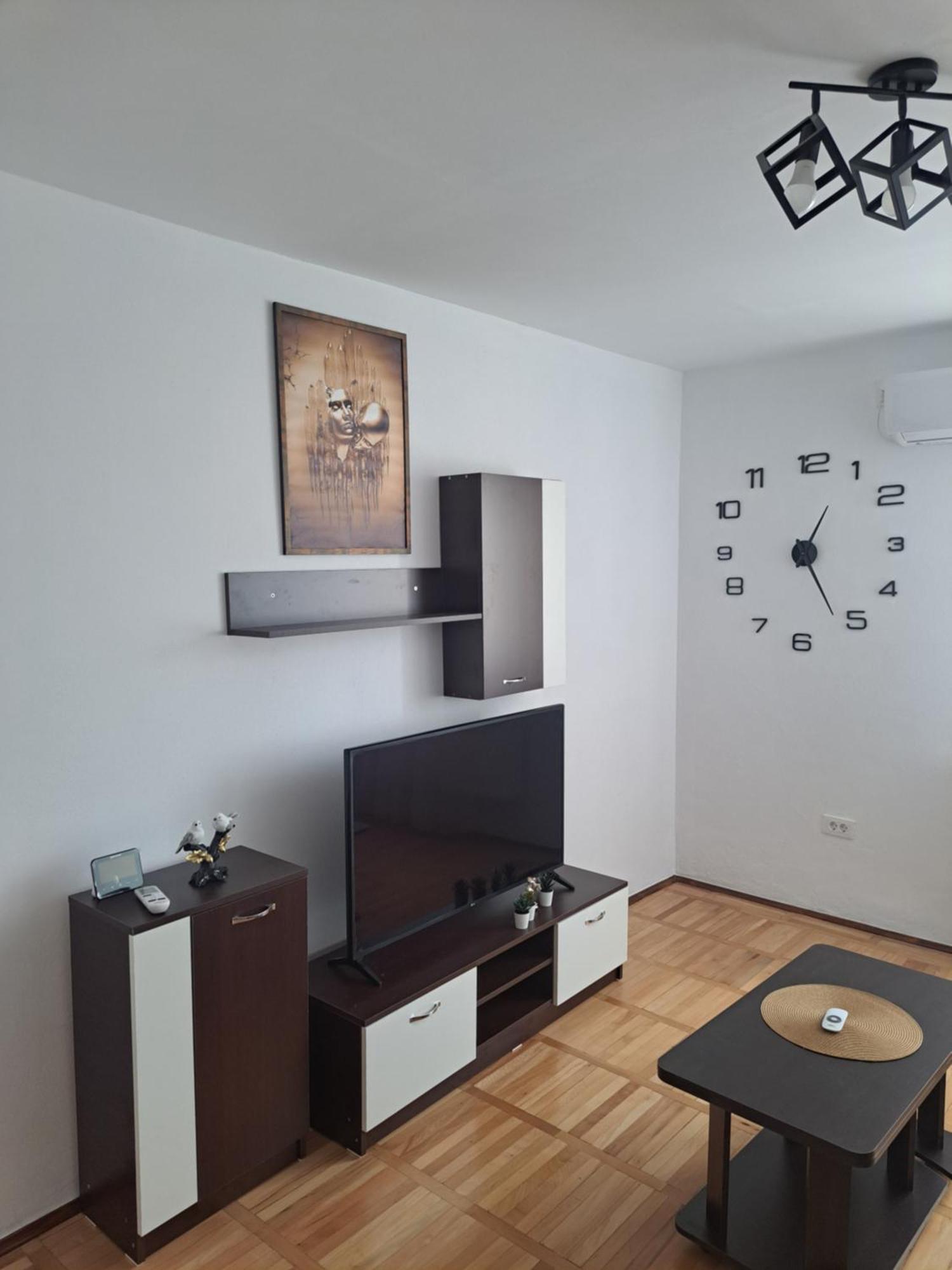 Apartament Confort Hd フネドアラ エクステリア 写真